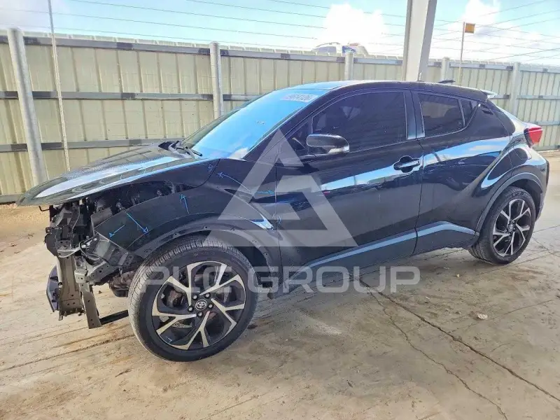 2021 Toyota C-HR photo