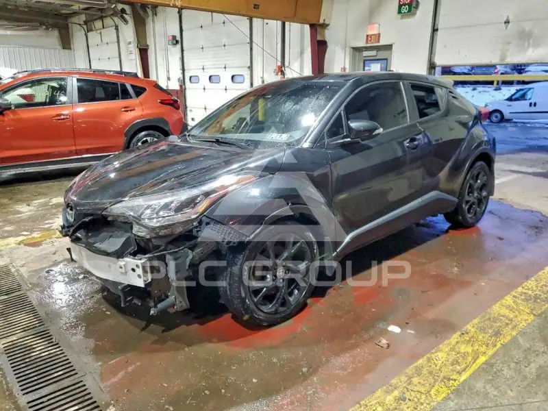 2021 Toyota C-HR фото