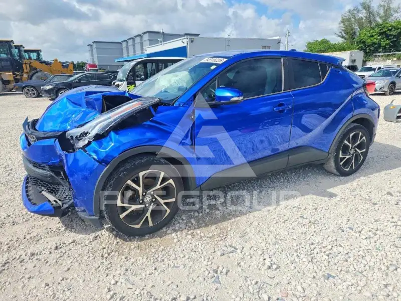 2021 Toyota C-HR фото