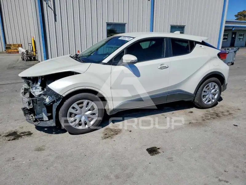 2021 Toyota C-HR photo