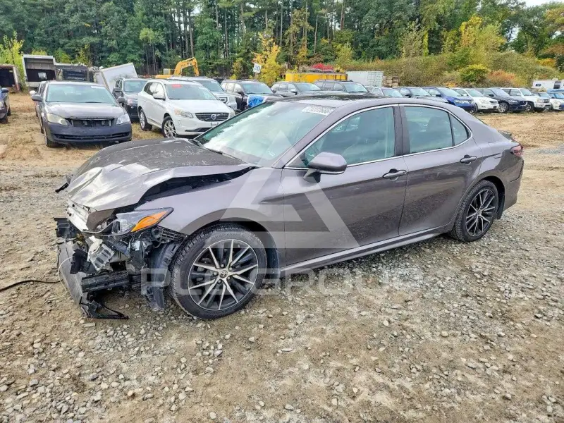2021 Toyota CAMRY фото