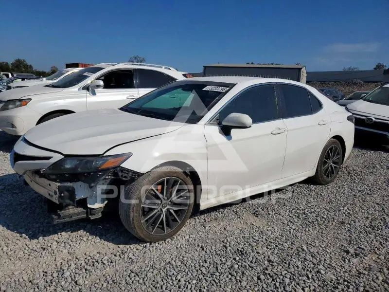 2021 Toyota CAMRY фото