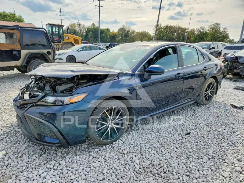 2021 Toyota CAMRY photo