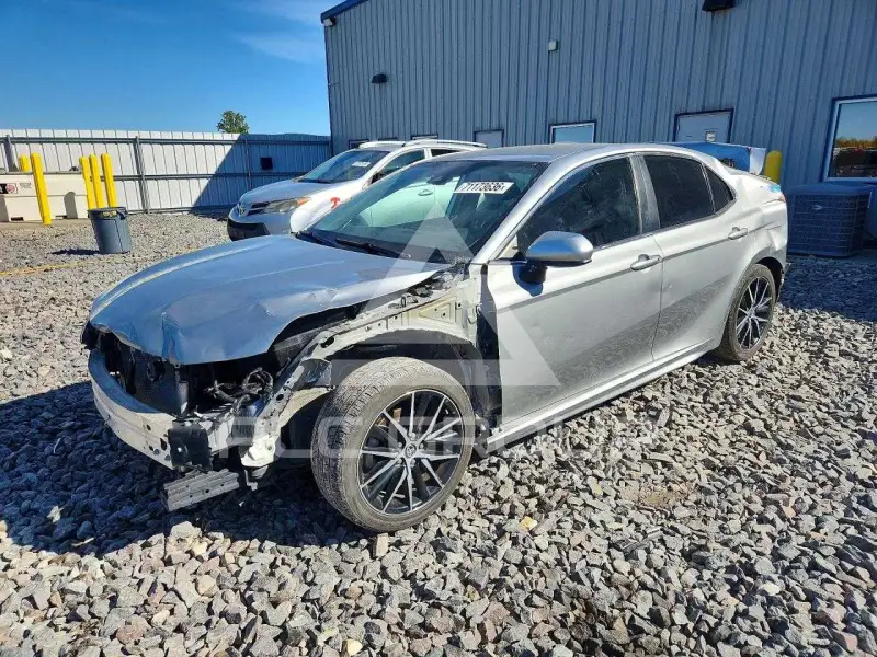 2021 Toyota CAMRY фото