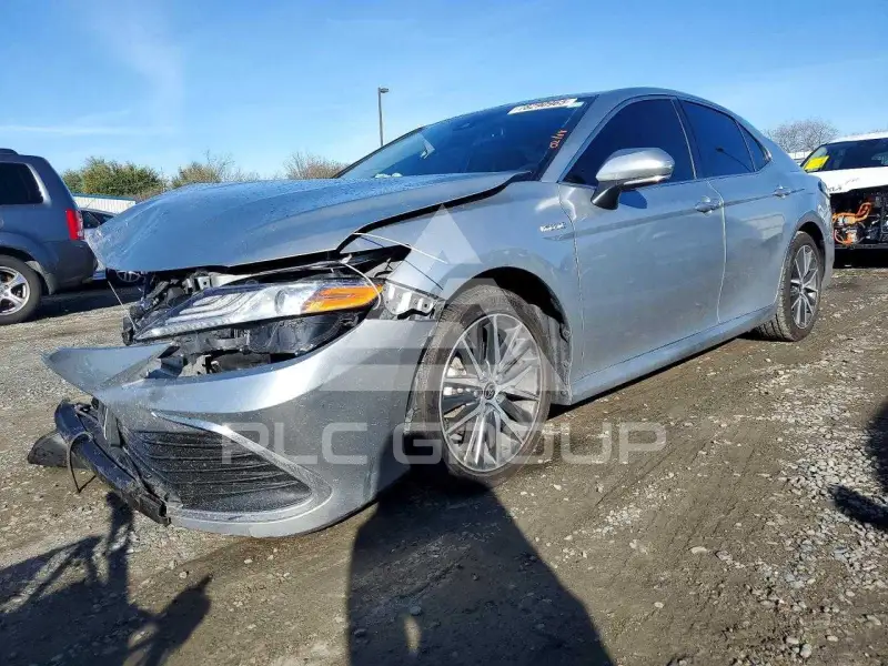 2021 Toyota CAMRY фото