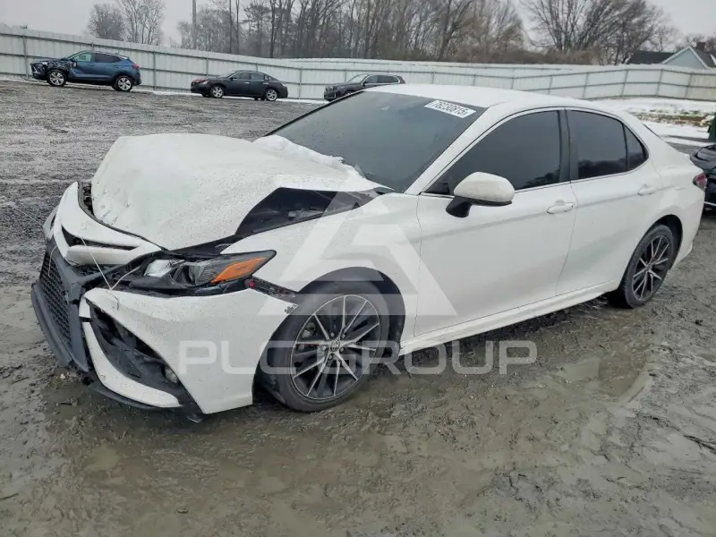 2021 Toyota CAMRY фото