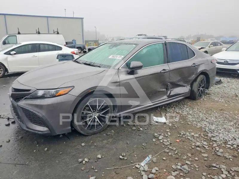 2021 Toyota CAMRY фото