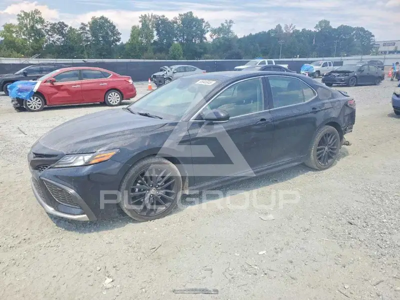 2021 Toyota CAMRY фото