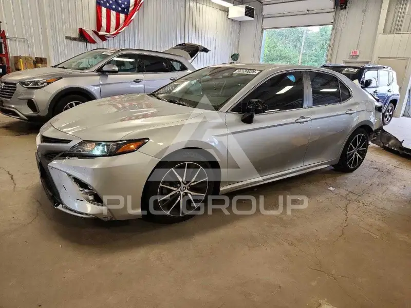 2021 Toyota CAMRY photo