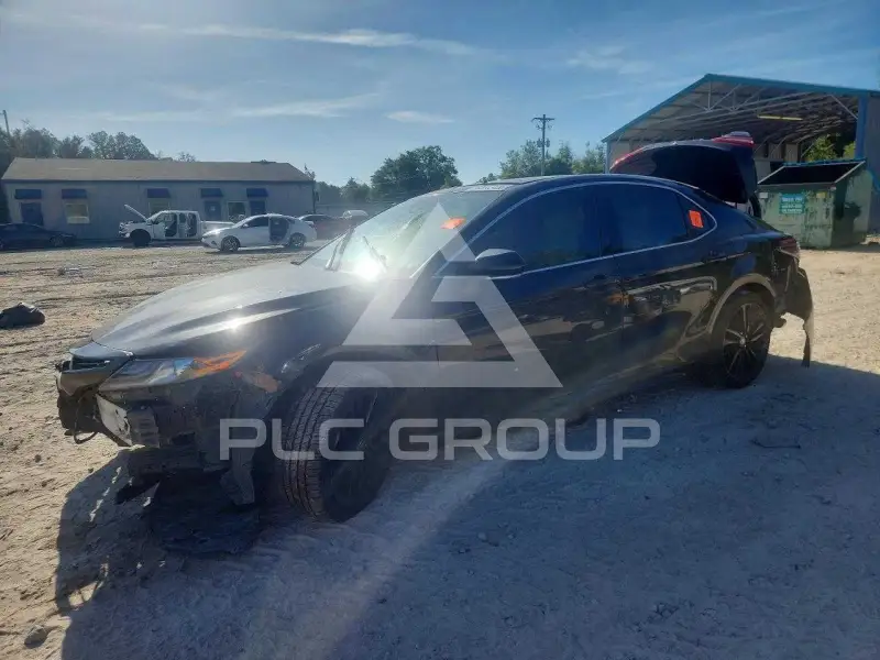 2021 Toyota CAMRY photo