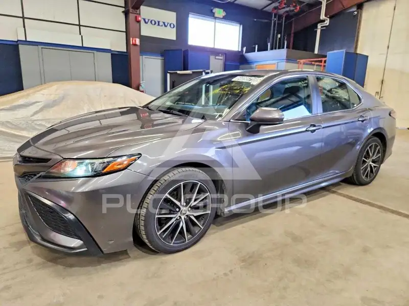 2021 Toyota CAMRY фото