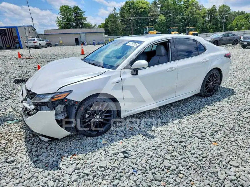 2021 Toyota CAMRY фото