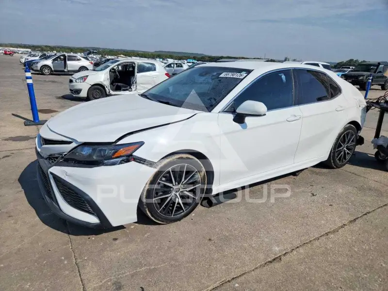 2021 Toyota CAMRY фото