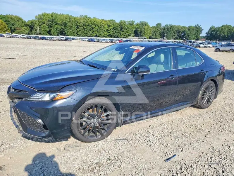 2021 Toyota CAMRY фото