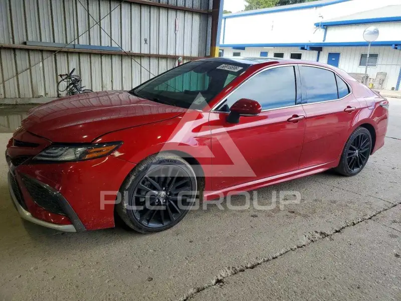 2021 Toyota CAMRY фото