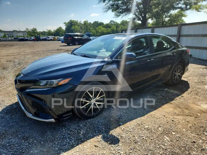 2021 Toyota CAMRY фото