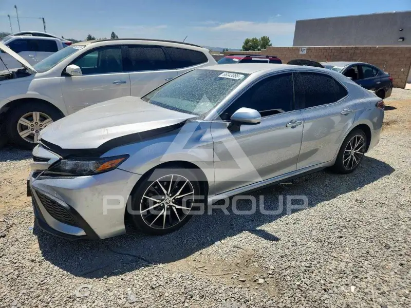 2021 Toyota CAMRY фото