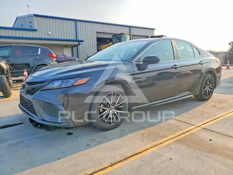 2021 Toyota CAMRY фото