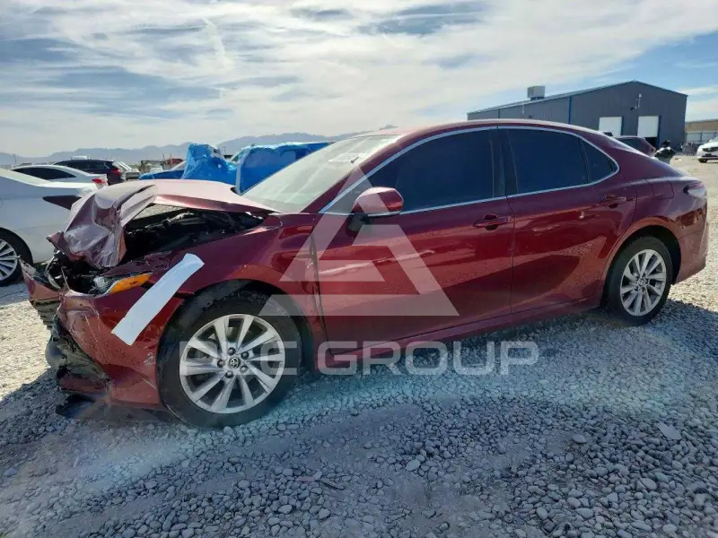 2021 Toyota CAMRY фото