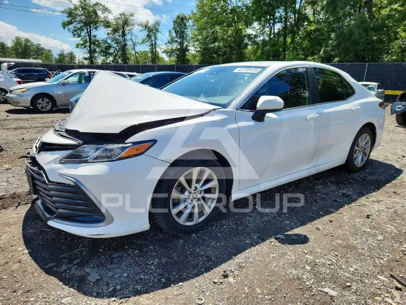 2021 Toyota CAMRY фото