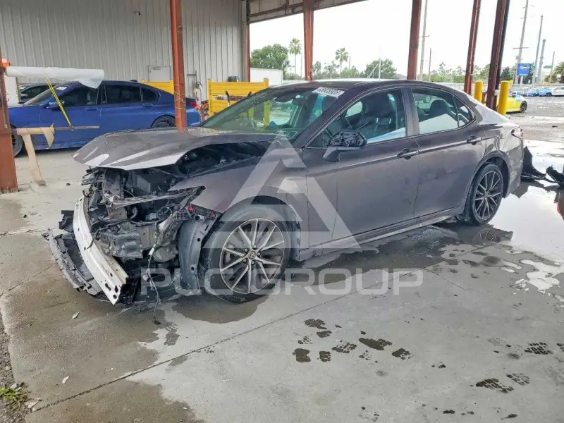2021 Toyota CAMRY фото