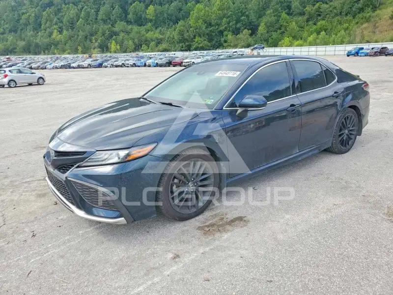2021 Toyota CAMRY фото
