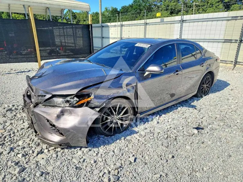 2021 Toyota CAMRY фото