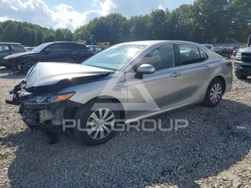 2021 Toyota CAMRY фото