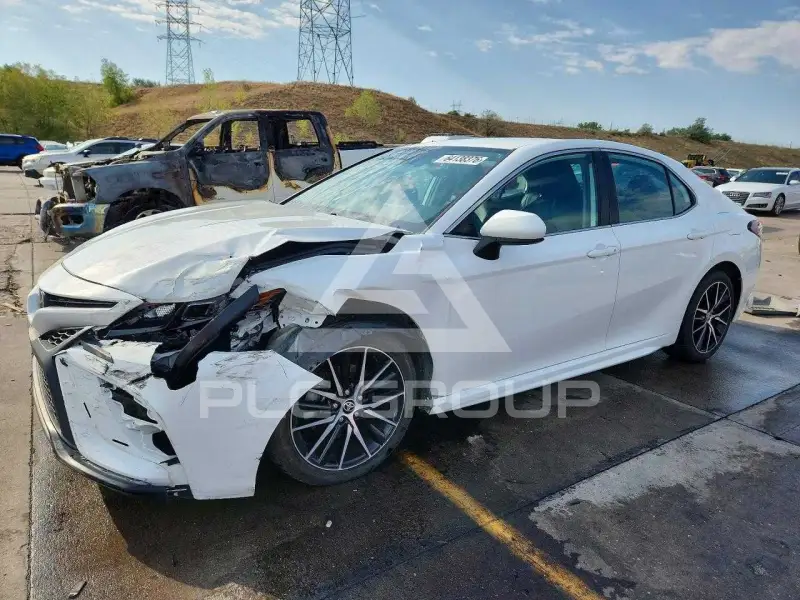 2021 Toyota CAMRY фото