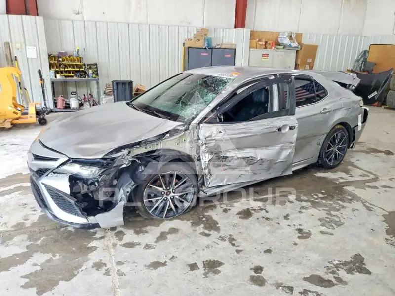 2021 Toyota CAMRY фото