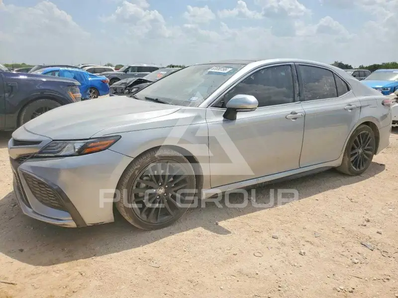 2021 Toyota CAMRY фото