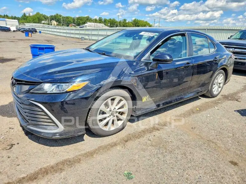 2021 Toyota CAMRY фото