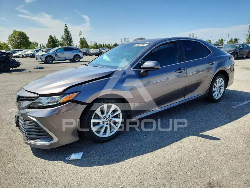 2021 Toyota CAMRY фото