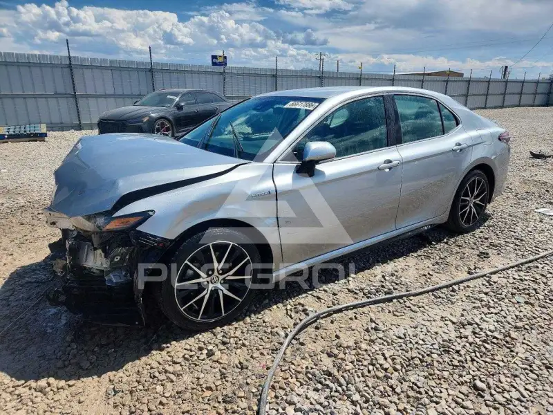 2021 Toyota CAMRY фото