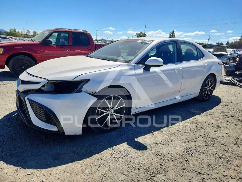 2021 Toyota CAMRY фото