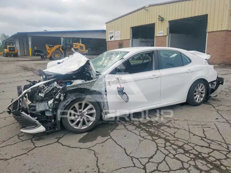 2021 Toyota CAMRY фото