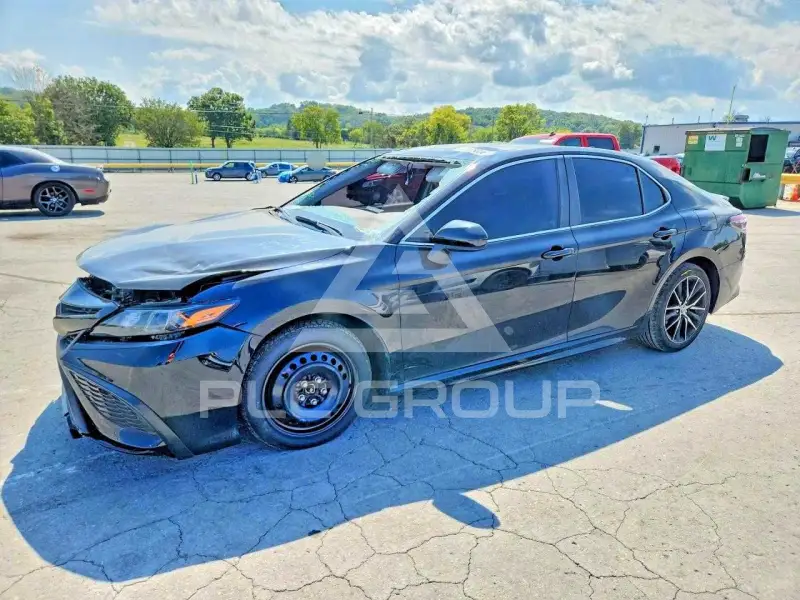 2021 Toyota CAMRY фото