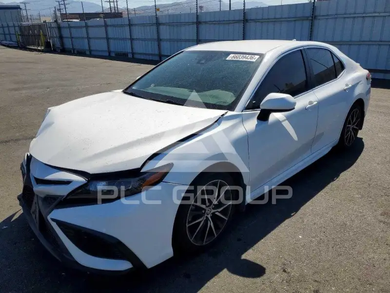 2021 Toyota CAMRY photo