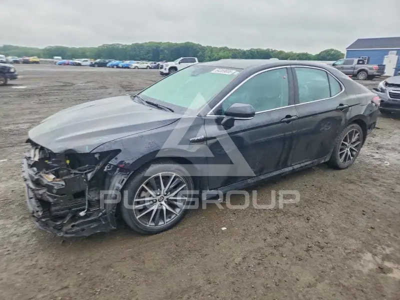 2021 Toyota CAMRY фото