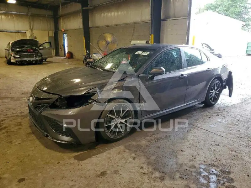 2021 Toyota CAMRY фото