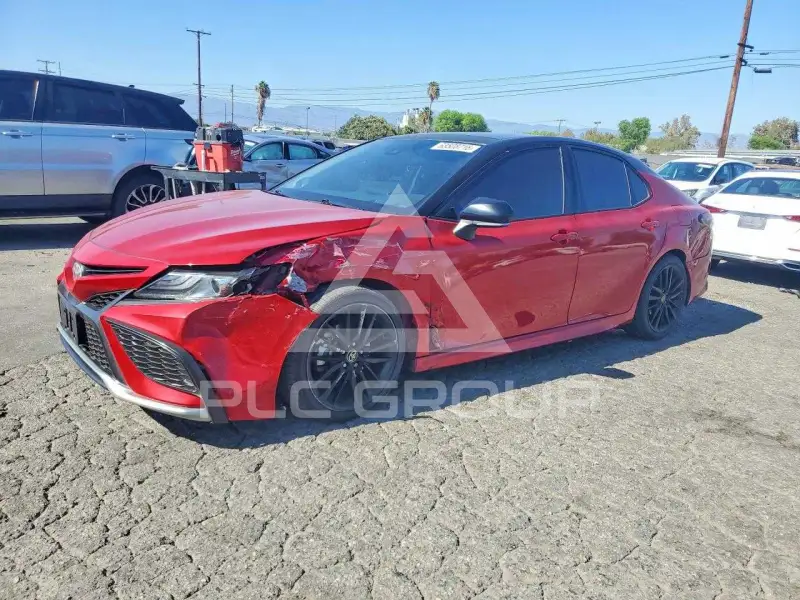 2021 Toyota CAMRY фото