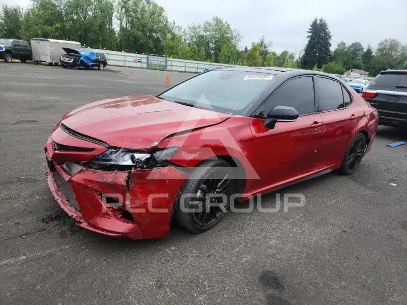 2021 Toyota CAMRY фото