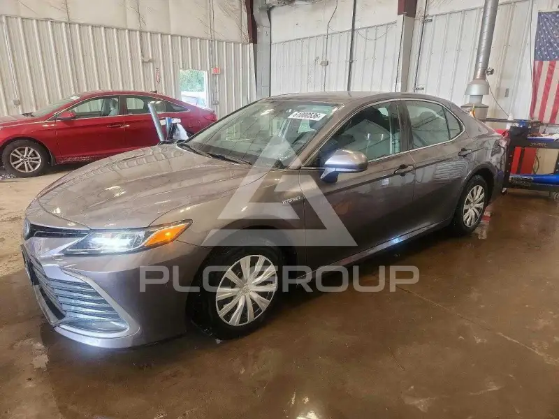2021 Toyota CAMRY photo