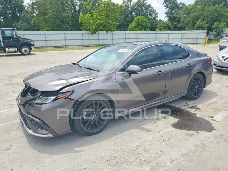 2021 Toyota CAMRY фото