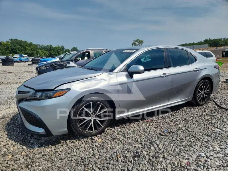 2021 Toyota CAMRY фото