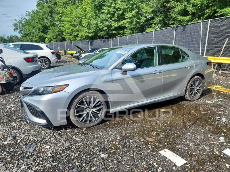 2021 Toyota CAMRY фото