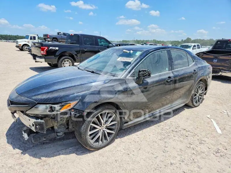 2021 Toyota CAMRY фото