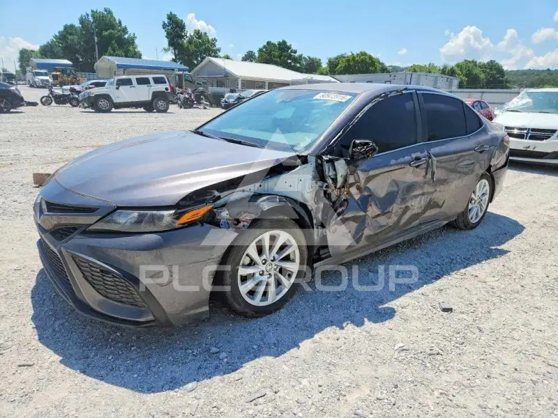 2021 Toyota CAMRY фото