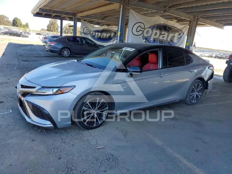 2021 Toyota CAMRY фото