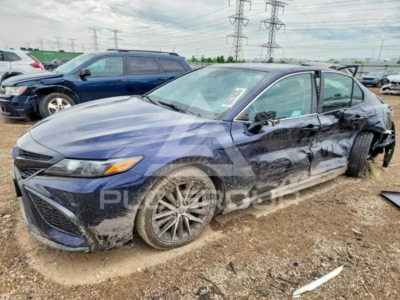 2021 Toyota CAMRY фото